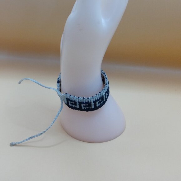 Unisex Woven Macramé Thread Bracelet Andean Labyrinth Design Cusco - Picture 7 of 8